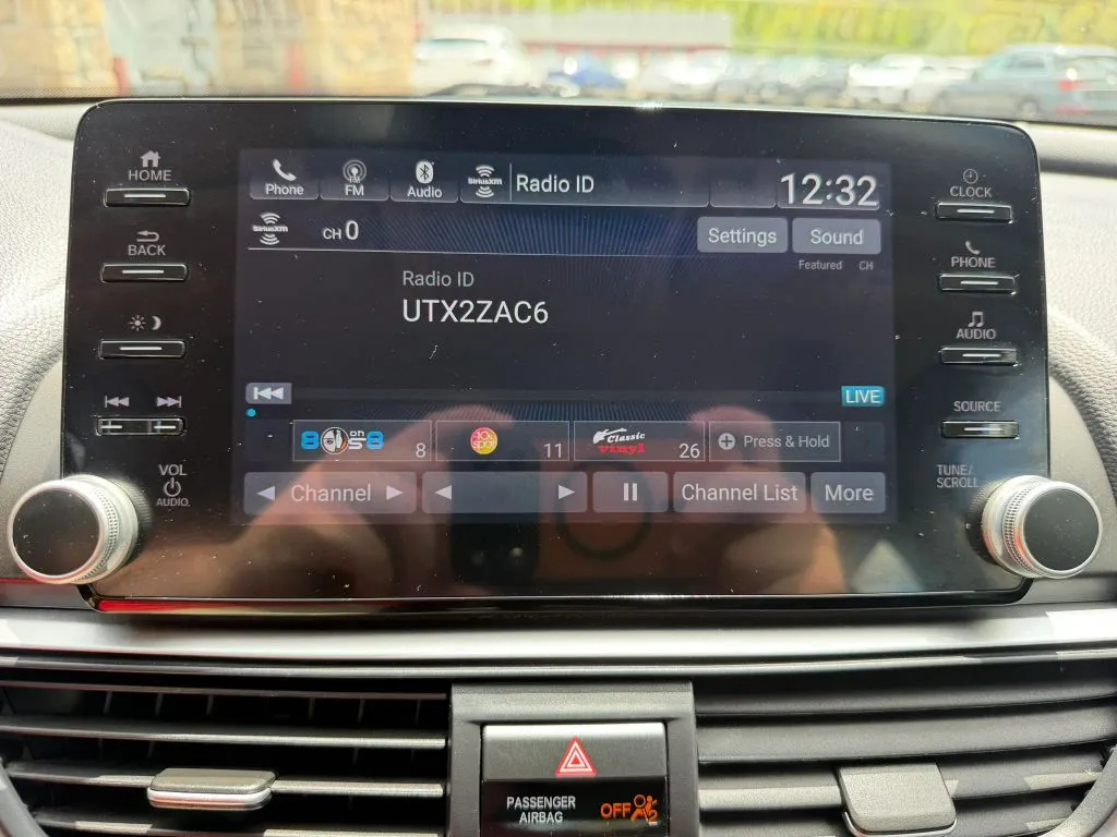 2021 Honda Accord EX-L - Photo 32