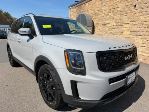 Another view of 2022 Kia Telluride EX Sport Utility 4D for sale in Taunton, MA at Gesner Auto