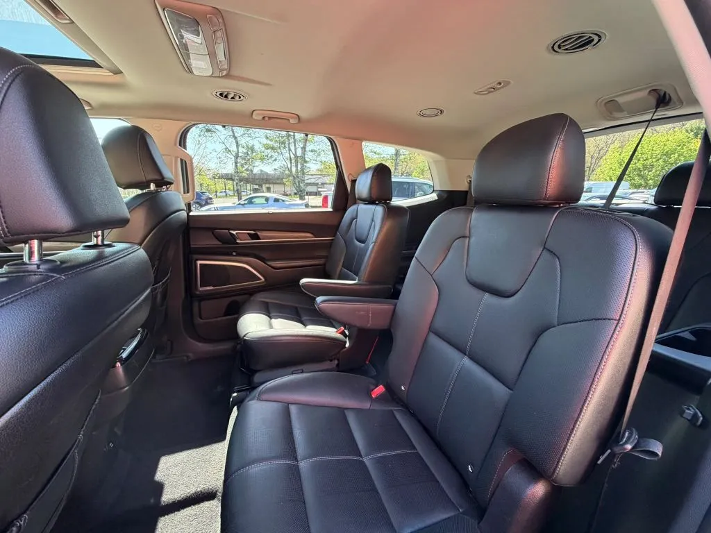 2022 Kia Telluride EX - Photo 22
