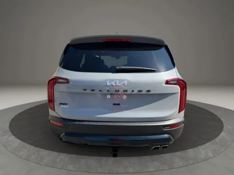 More photos of 2022 Kia Telluride EX Sport Utility 4D at Gesner Auto, MA