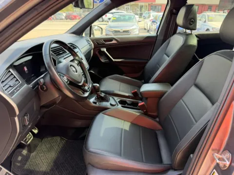 More photos of 2019 Volkswagen Tiguan 2.0T SEL R-Line 4Motion Sport Utility 4D at Gesner Auto, MA