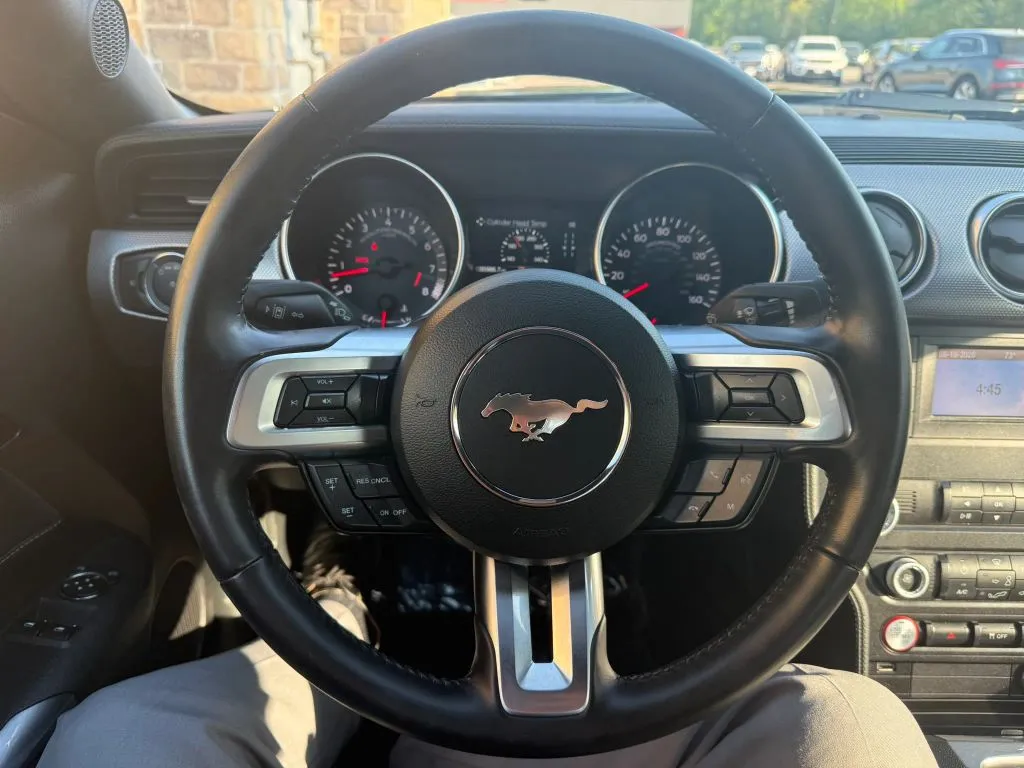 2021 Ford Mustang GT - Photo 16