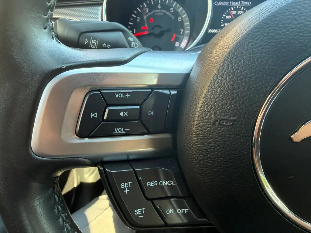 2021 Ford Mustang GT - Photo 17