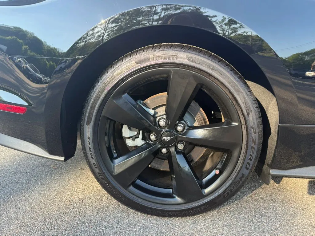2021 Ford Mustang GT - Photo 39