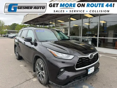 Black 2020 Toyota Highlander XLE Sport Utility 4D for sale in Taunton, MA