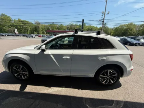 More photos of 2021 Audi Q5 45 TFSI Premium Sport Utility 4D at Gesner Auto, MA