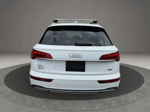 More photos of 2021 Audi Q5 45 TFSI Premium Sport Utility 4D at Gesner Auto, MA