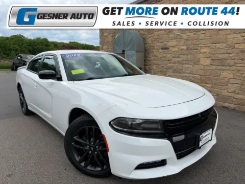 White 2019 Dodge Charger SXT Sedan 4D for sale in Taunton, MA