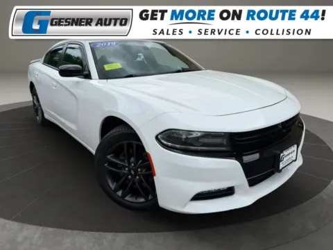 White 2019 Dodge Charger SXT Sedan 4D for sale in Taunton, MA