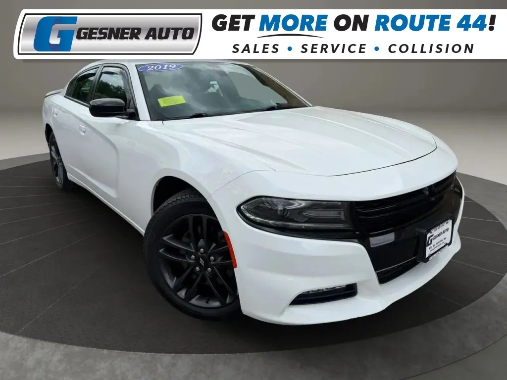 2019 Dodge Charger SXT Plus AWD's photo