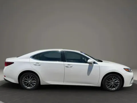 Photos of 2018 Lexus ES 350 Sedan 4D for sale in Taunton, MA at Gesner Auto