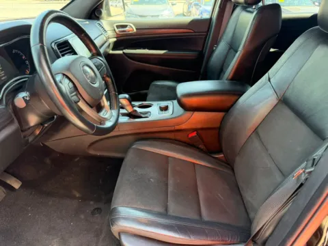 More photos of 2022 Jeep Grand Cherokee Laredo X Sport Utility 4D at Gesner Auto, MA