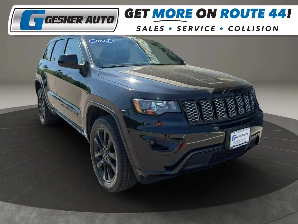 Black 2022 Jeep Grand Cherokee Laredo X Sport Utility 4D for sale in Taunton, MA