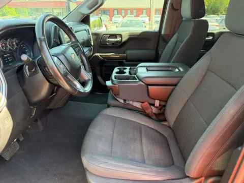 More photos of 2020 Chevrolet Silverado 1500 Crew Cab LT Pickup 4D 5 3/4 ft at Gesner Auto, MA