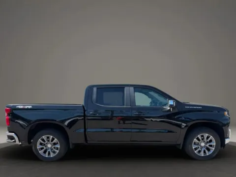 Photos of 2020 Chevrolet Silverado 1500 Crew Cab LT Pickup 4D 5 3/4 ft for sale in Taunton, MA at Gesner Auto