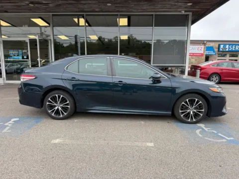 Photos of 2019 Toyota Camry SE Sedan 4D for sale in Taunton, MA at Gesner Auto