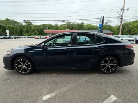 More photos of 2019 Toyota Camry SE Sedan 4D at Gesner Auto, MA