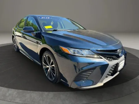 Photos of 2019 Toyota Camry SE Sedan 4D for sale in Taunton, MA at Gesner Auto