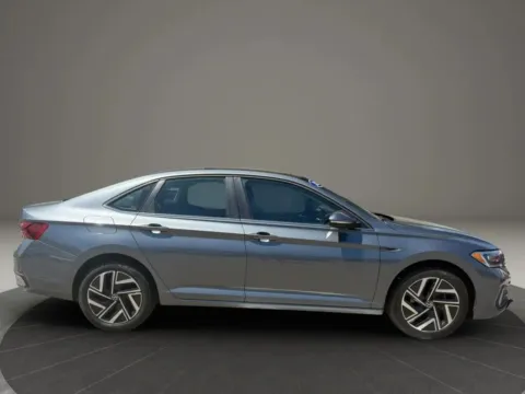 Photos of 2022 Volkswagen Jetta 1.5T SEL Sedan 4D for sale in Taunton, MA at Gesner Auto