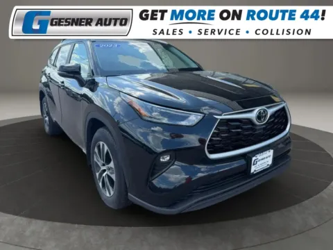 Black 2023 Toyota Highlander XLE Sport Utility 4D for sale in Taunton, MA