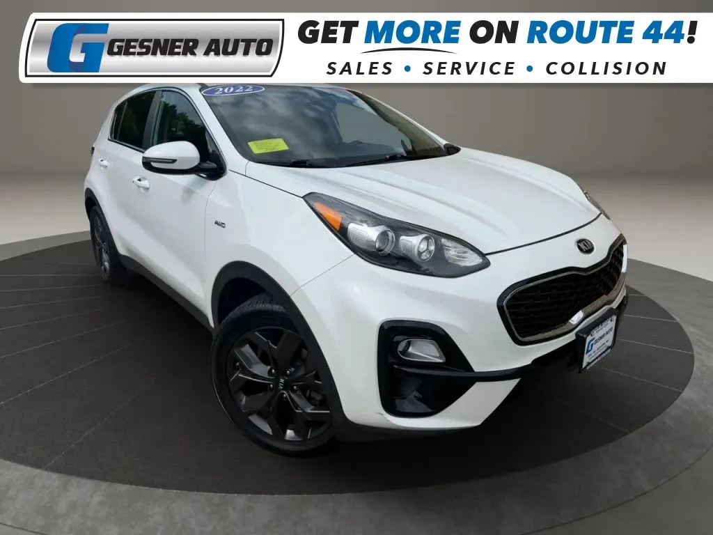 White 2022 Kia Sportage LX Sport Utility 4D for sale in Taunton, MA