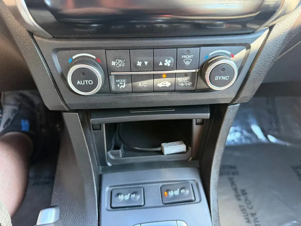 2022 Acura ILX Base - Photo 31