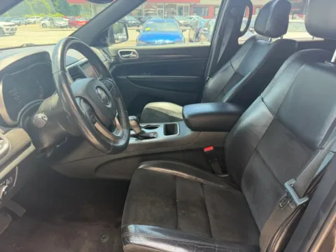 More photos of 2018 Jeep Grand Cherokee Altitude Sport Utility 4D at Gesner Auto, MA