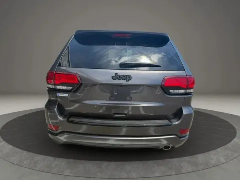 Another view of 2018 Jeep Grand Cherokee Altitude Sport Utility 4D for sale in Taunton, MA at Gesner Auto