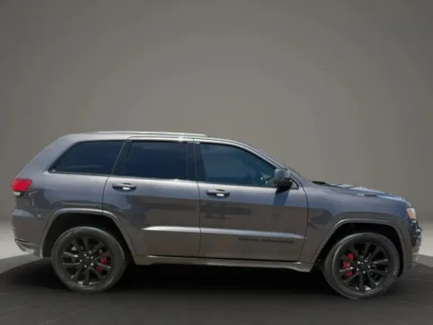 Photos of 2018 Jeep Grand Cherokee Altitude Sport Utility 4D for sale in Taunton, MA at Gesner Auto