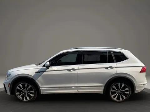More photos of 2020 Volkswagen Tiguan SEL Premium R-Line 4MOTION Sport Utility 4D at Gesner Auto, MA