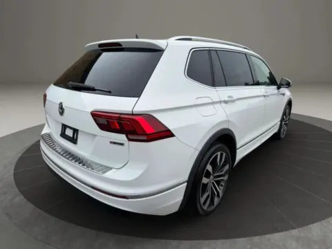 More photos of 2020 Volkswagen Tiguan SEL Premium R-Line 4MOTION Sport Utility 4D at Gesner Auto, MA