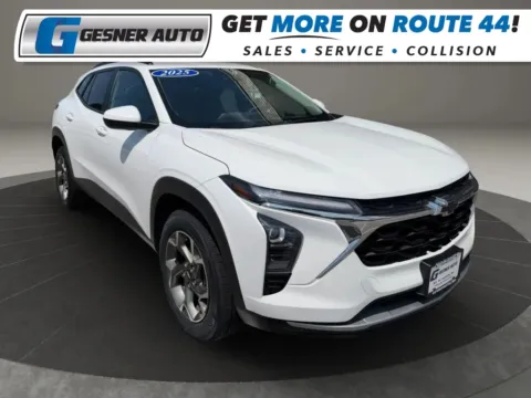 White 2025 Chevrolet Trax LT Sport Utility 4D for sale in Taunton, MA
