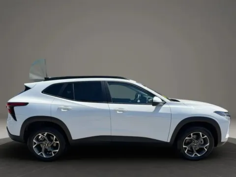 Another view of 2025 Chevrolet Trax LT Sport Utility 4D for sale in Taunton, MA at Gesner Auto