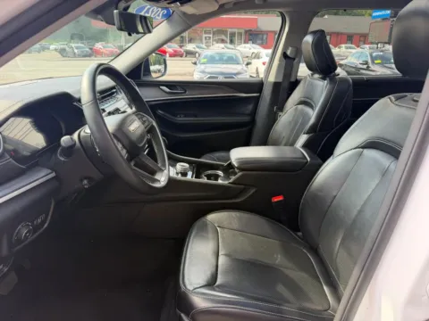 More photos of 2021 Jeep Grand Cherokee L Limited Sport Utility 4D at Gesner Auto, MA