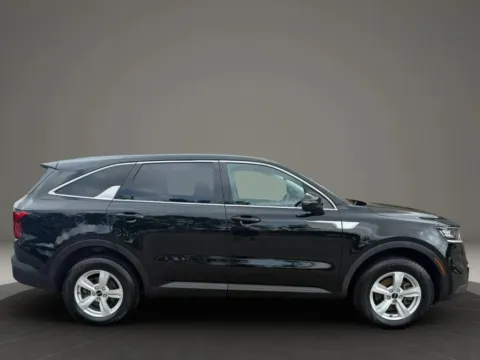 Another view of 2023 Kia Sorento LX Sport Utility 4D for sale in Taunton, MA at Gesner Auto