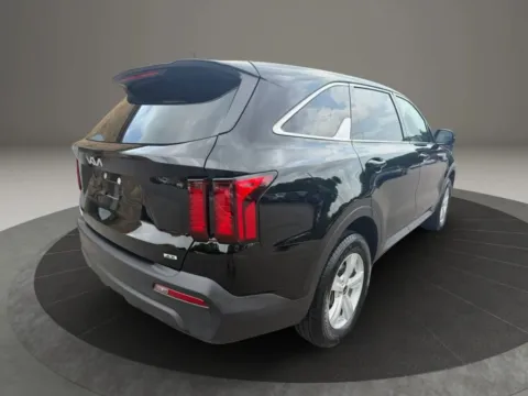 More photos of 2023 Kia Sorento LX Sport Utility 4D at Gesner Auto, MA