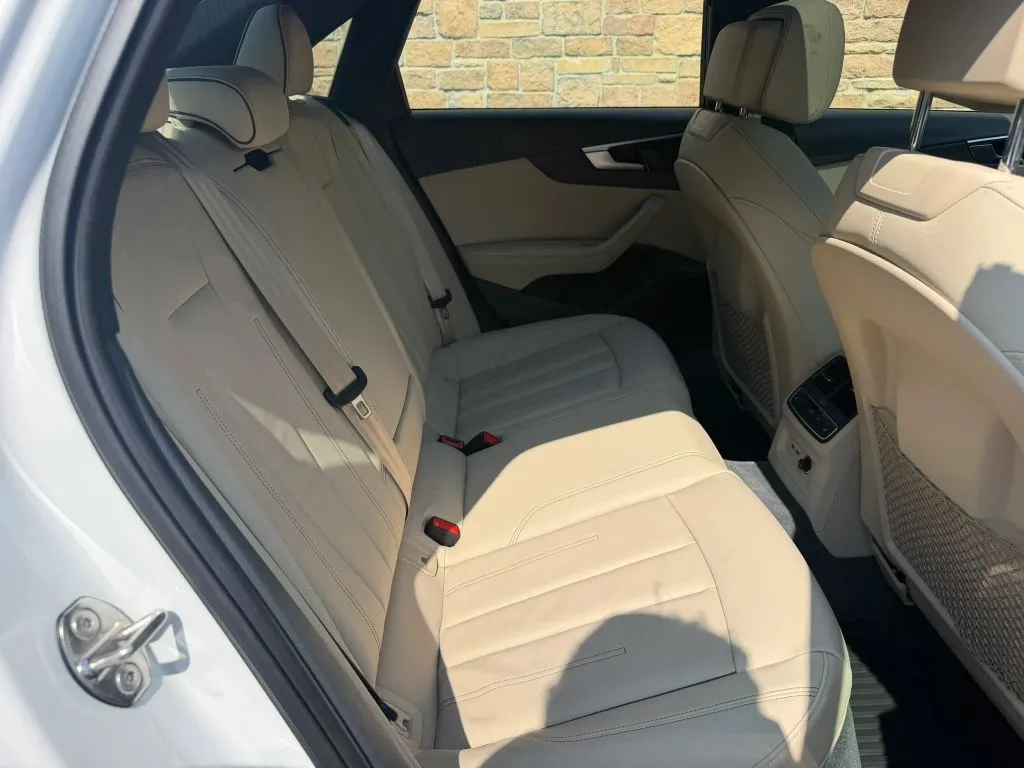 2020 Audi A4 Premium Plus - Photo 11
