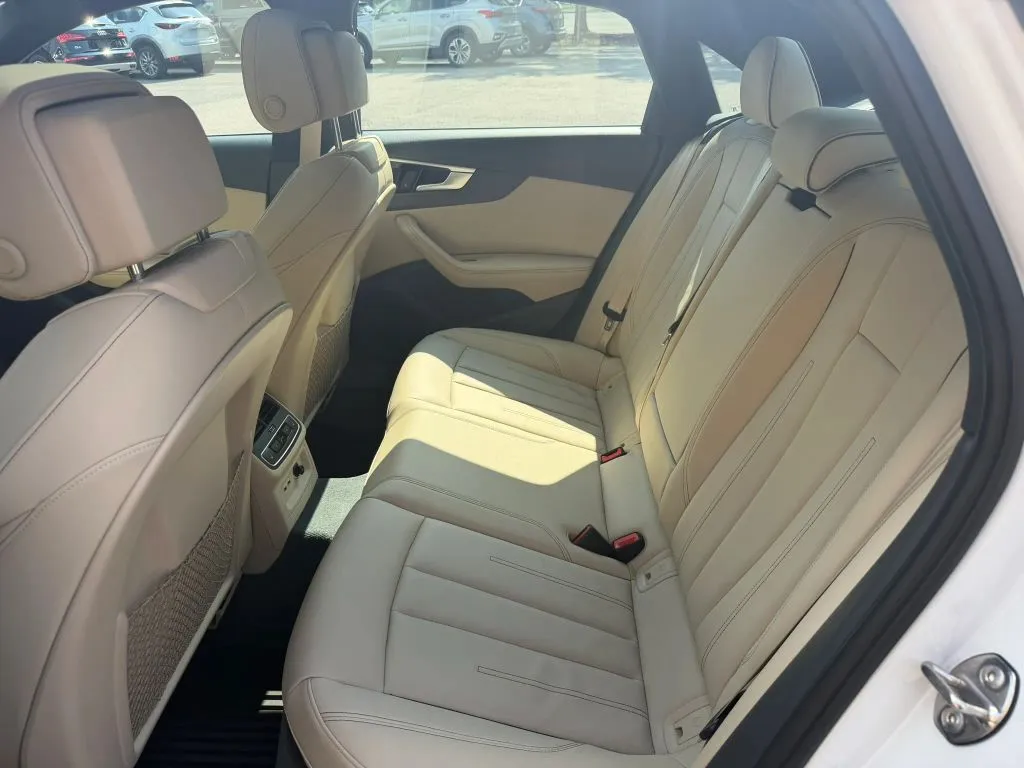 2020 Audi A4 Premium Plus - Photo 19