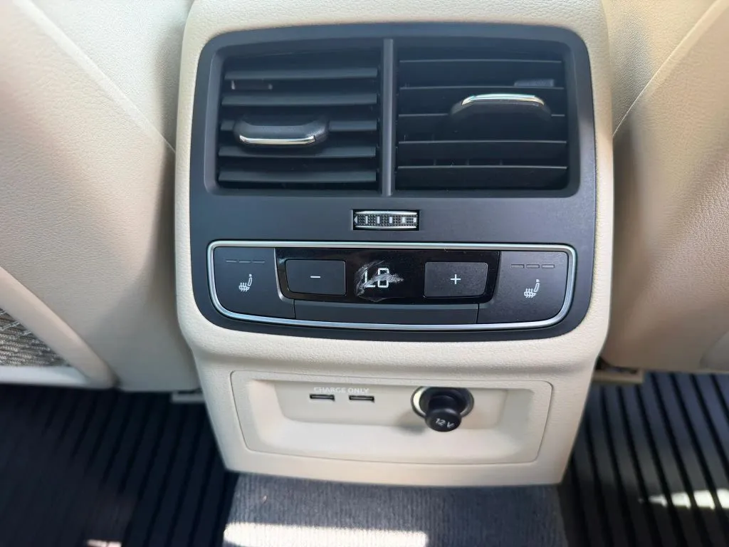 2020 Audi A4 Premium Plus - Photo 16