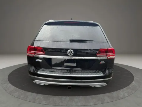 More photos of 2019 Volkswagen Atlas SEL Premium 4Motion Sport Utility 4D at Gesner Auto, MA