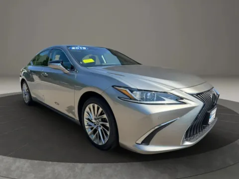 Photos of 2019 Lexus ES 350 Luxury Sedan 4D for sale in Taunton, MA at Gesner Auto