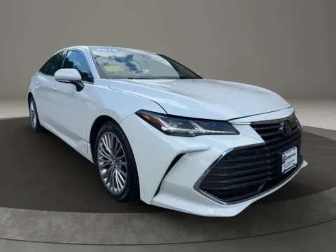 Photos of 2019 Toyota Avalon Limited Sedan 4D for sale in Taunton, MA at Gesner Auto