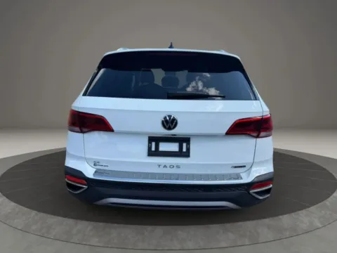 More photos of 2022 Volkswagen Taos SE 4MOTION Sport Utility 4D at Gesner Auto, MA