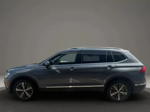 More photos of 2019 Volkswagen Tiguan 2.0T SEL 4MOTION Sport Utility 4D at Gesner Auto, MA