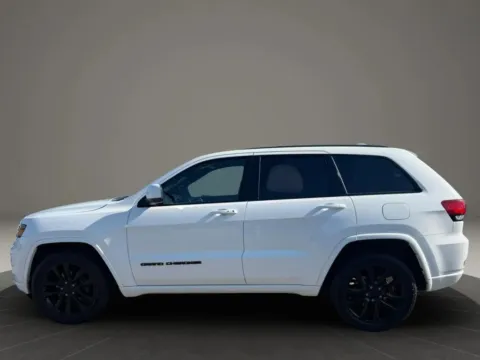 More photos of 2018 Jeep Grand Cherokee Altitude Sport Utility 4D at Gesner Auto, MA