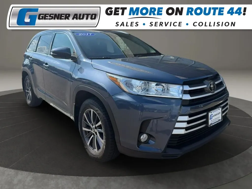 Blue 2017 Toyota Highlander XLE Sport Utility 4D for sale in Taunton, MA