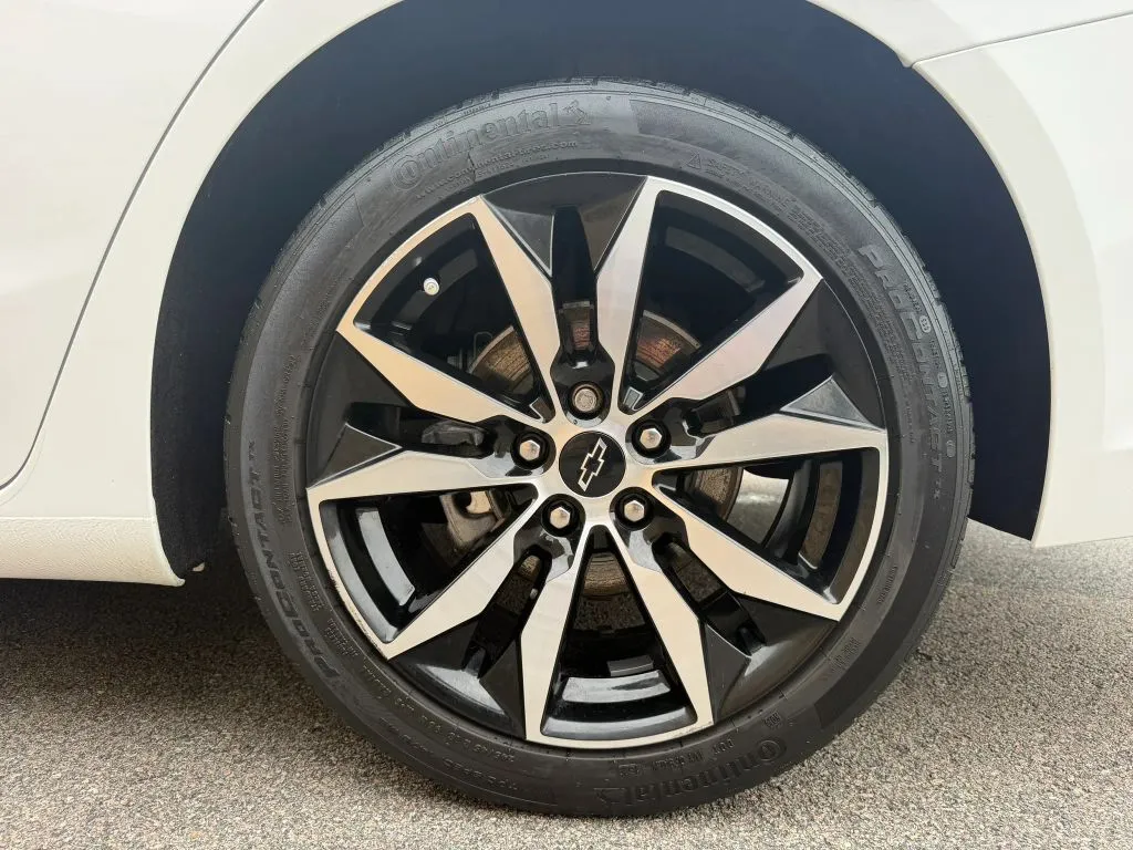 2022 Chevrolet Malibu RS - Photo 36