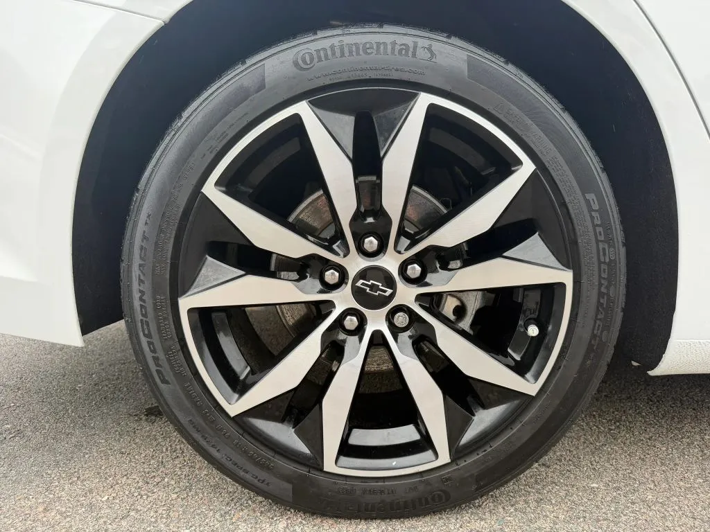 2022 Chevrolet Malibu RS - Photo 35