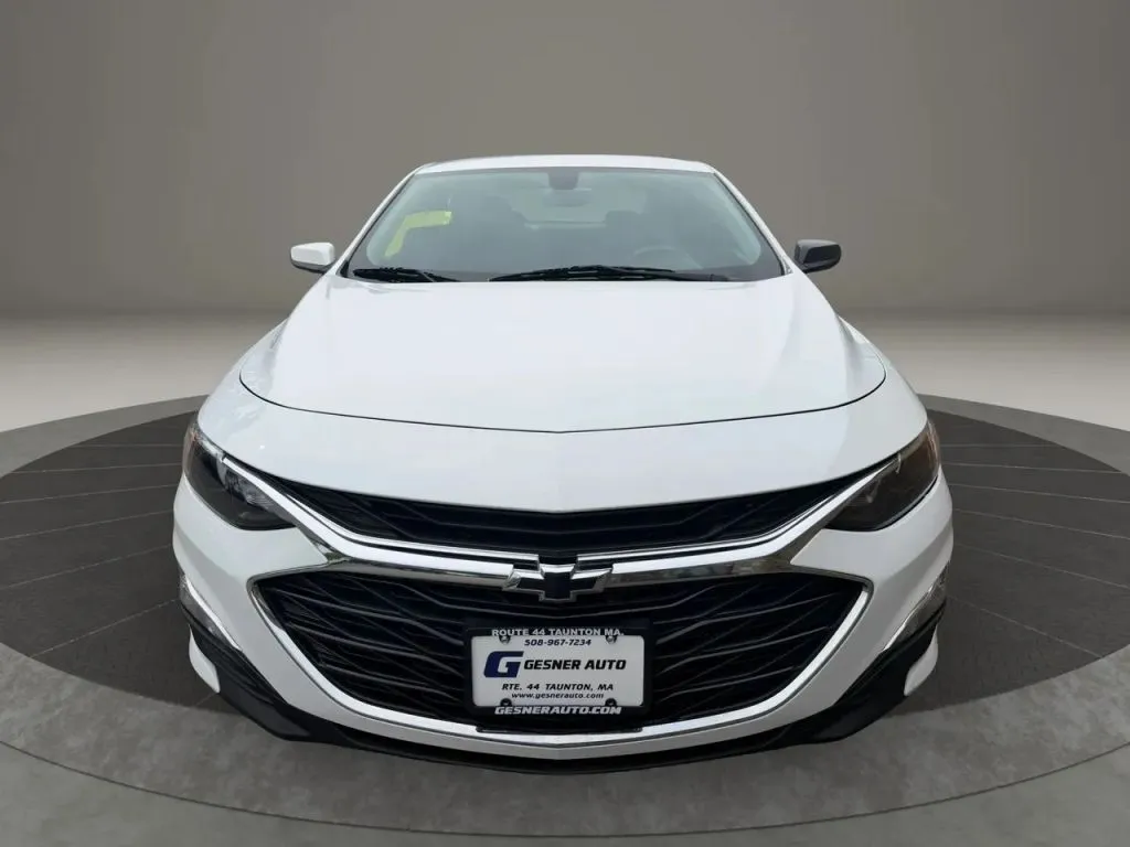 2022 Chevrolet Malibu RS - Photo 8