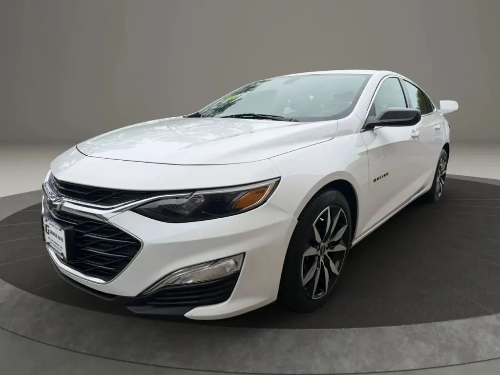 2022 Chevrolet Malibu RS - Photo 7